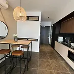 Scarletz Suites Klcc Deluxe Room